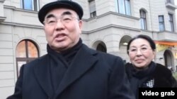 Аскар Акаев жана Майрам Акаева. 