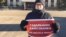 Депутат Владислав Хворов на митинге против Гадальшина