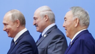 Ресейдің жетекші минетші суретшісі