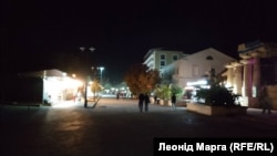 Феодосійська набережна під час енергодефіциту, викликаного ударами Сил оборони України, вересень 2026 року