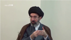 پافشاری مجتبی خامنه‌ای بر حفظ تنگهٔ هرمز در گفت‌وگو با امید معماریان