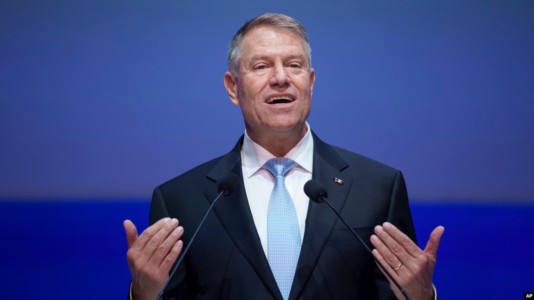 Președintele Klaus Iohannis a promulgat, vineri, 10 mai, legea prin care marii evazioniști scapă de închisoare dacă achită prejudiciul, plus penalități și dobânzi. 