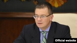 Mihai Răzvan Ungureanu