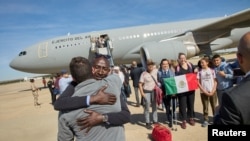 در روز های گذشته روند تخلیه اتباع خارجی از سودان ادامه یافته است. 