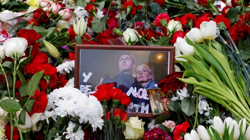 Putin kaže da je pristao da razmijeni Navaljnog nekoliko dana prije njegove smrti