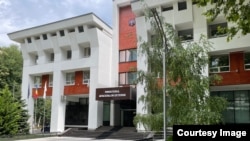 Reforma Ministerului Afacerilor Externe presupune crearea a 35 de noi posturi 