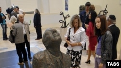 Памятник Андрею Сахарову
