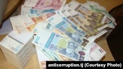 Акс аз сомонаи Оҷонсии зидди фасод					