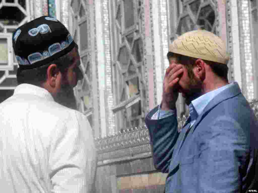  Зоҳири пешвоёни динӣ #18