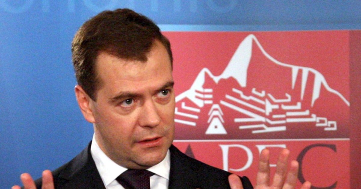 Medvedev In Caracas To Build Ties With U.S. Critic Chavez