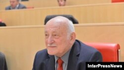 რევაზ არველაძე