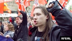 Григорий Торбеев (справа) на Дне гнева, 1 мая 2010