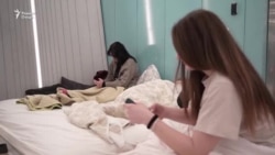 Хоб дар истгоҳи метрои Телавив аз тарси мушакҳои Эрон
