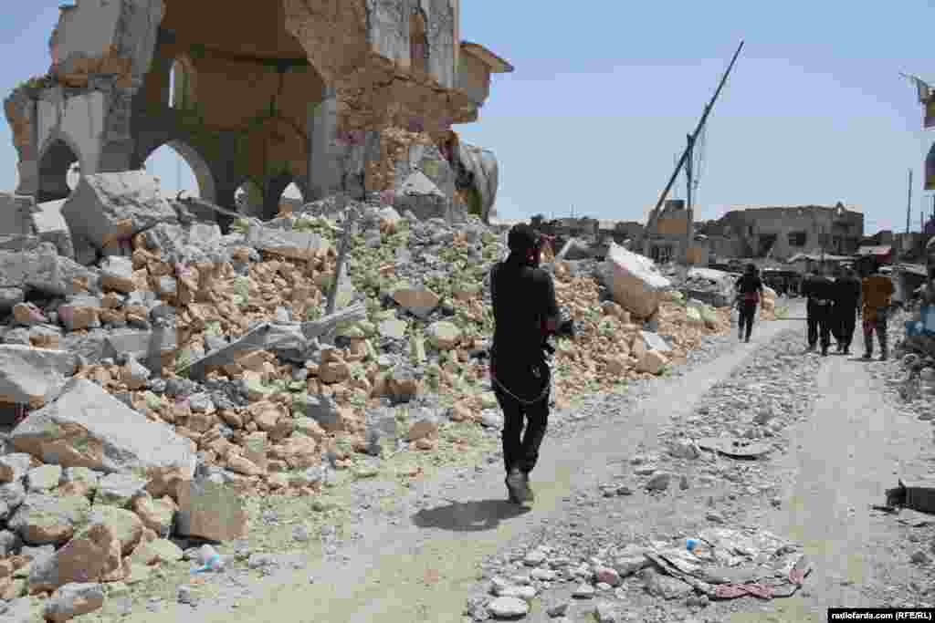 نخست&zwnj;وزیر عراق به&zwnj;تازگی گفته است شاهد پایان کار ِ -به گفته او- &laquo;گروه خلافت باطل داعش&raquo; هستیم.