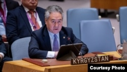 Жээнбек Кулубаев 