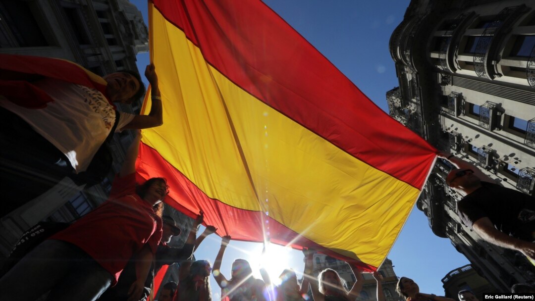 Numărul celor indeciși este foarte mare, unul din zece, așa că rezultatele sunt incerte