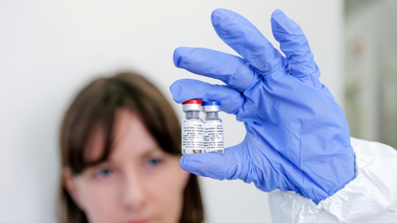 Agenția americană a medicamentului ar putea pune pe piață un vaccin anti-Covid înainte de finalizarea testelor