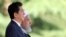 شینزو آبه نخست‌وزیر ژاپن اواخر خرداد ماه سفری به ایران داشت که در جریان آن دیداری با علی خامنه‌ای، رهبر، و حسن روحانی، رئیس‌جمهوری اسلامی، انجام داد.