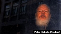 Themeluesi i kompanisë Wikileaks, Julian Assange.