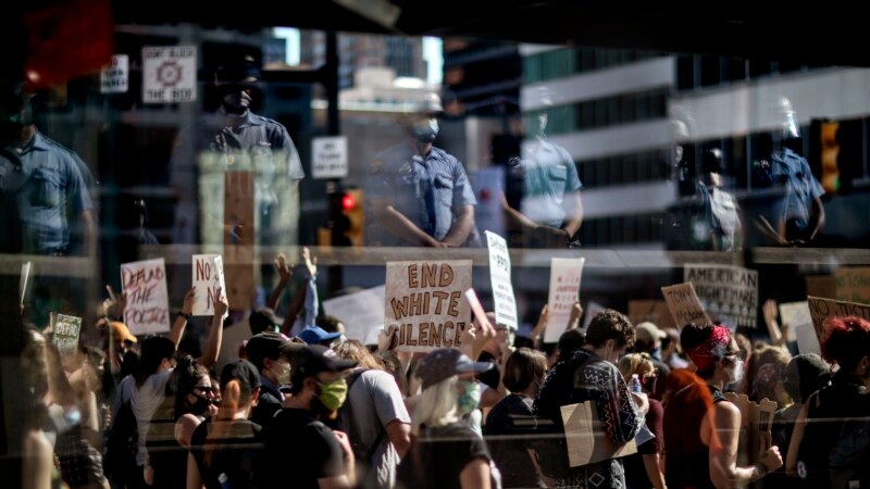 Orë policore në Filadelfia për të frenuar trazirat