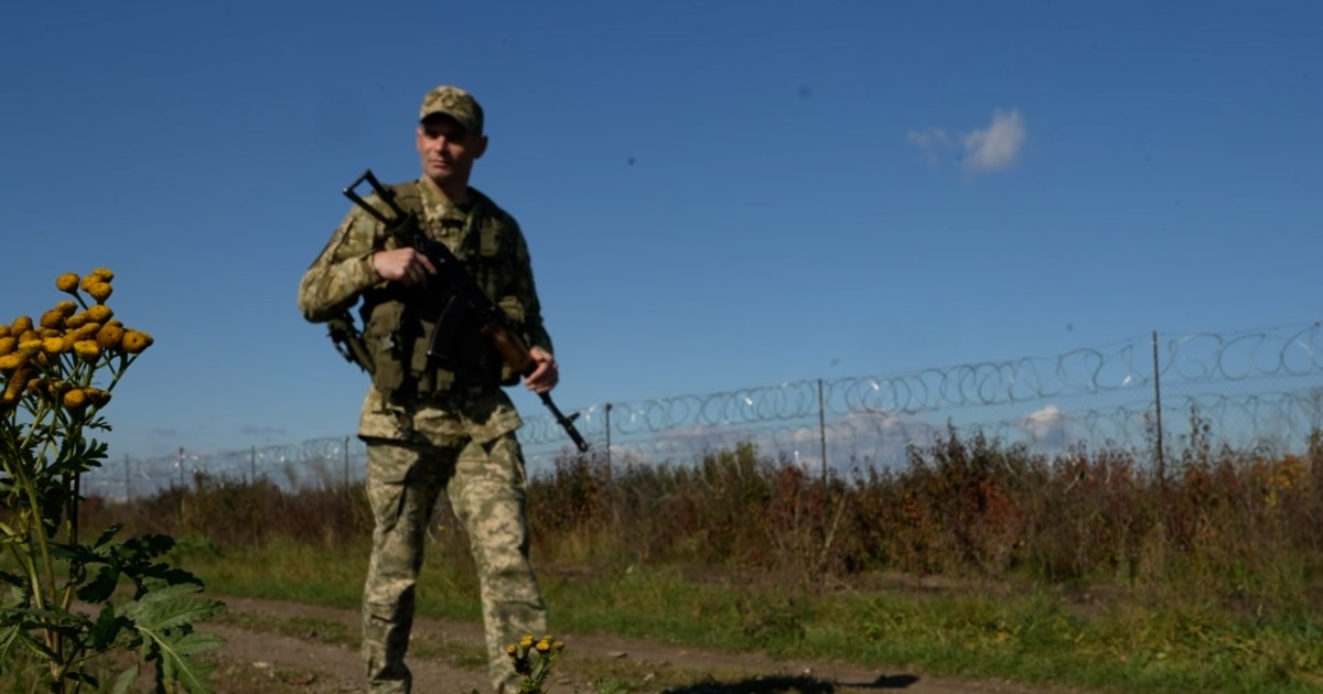 Ukrainian Men Fleeing Conscription Pay Smugglers To Escape To Romania