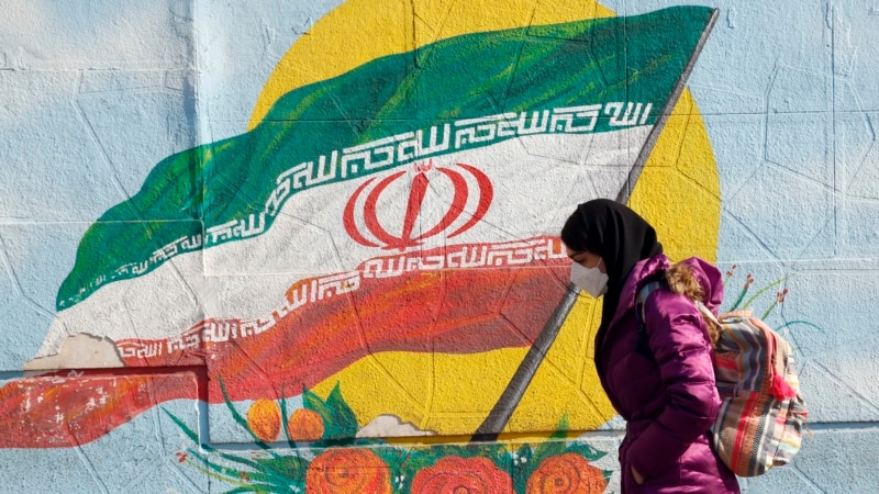 Nagoveštaj Teherana o direktnim pregovorima sa SAD naišao na kritike u Iranu