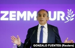 Eric Zemmour gjatë një fjalimi në Paris të Francës në janar të vitit 2022.