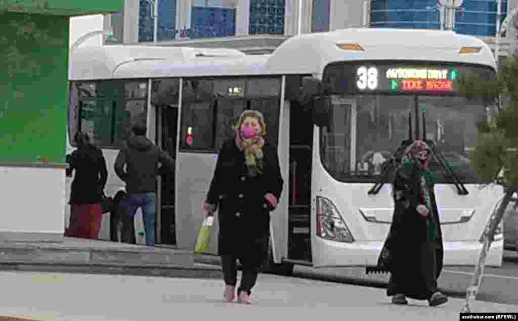 Aşgabat. 38-nji awtobus. Ýanwar, 2022.&nbsp;