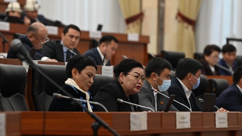 Жогорку Кеңеш Тажикстандын парламентине кайрылуу жолдоду
