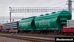 US officials have reportedly proposed easing transit sanctions on the Belarusian potash giant Belaruskali’s exports through neighboring countries. (file photo)