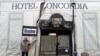 Clădirea fostului Hotel Concordia este o ruină după retrocedarea din 2002. După o succesiune de vânzări, clădirea emblematică pentru istoria României a ajuns în stare avansată de degradare. 