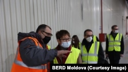 Președinta BERD, Odile Renaud-Basso, în vizită la una din companiile sprijinite de BERD în R. Moldova.