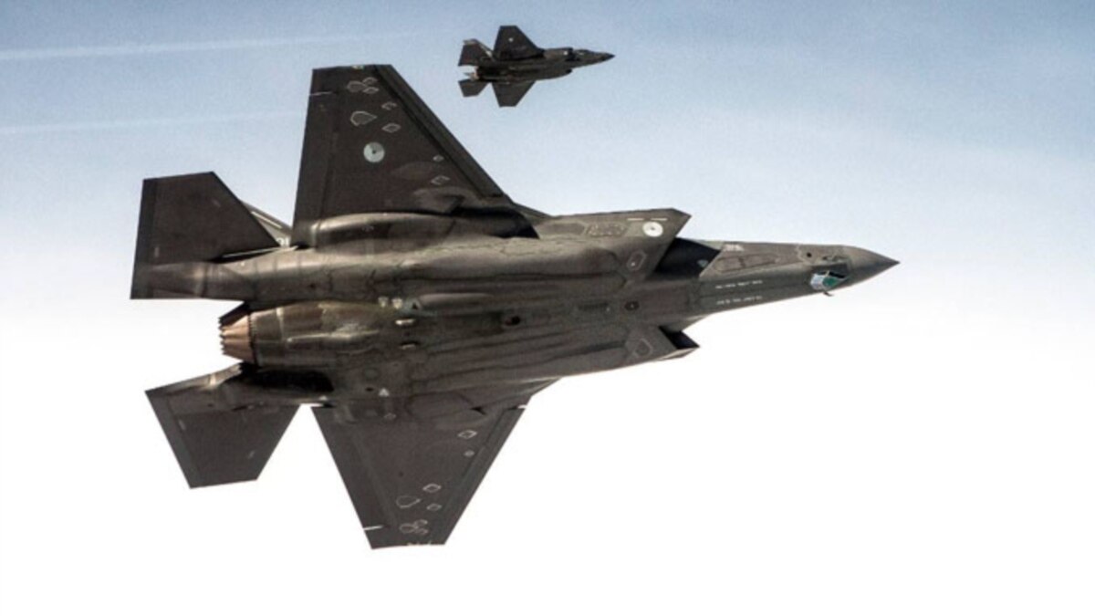 Два нидерландски изтребителя F-35 са прехванали формация от три руски