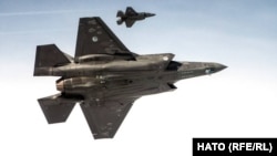 Autoritățile din România se așteaptă să semneze contractul de cumpărare a avioanelor F-35 în toamna anului 2024.