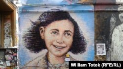 Anne Frank, pictură pe un zid din Berlin