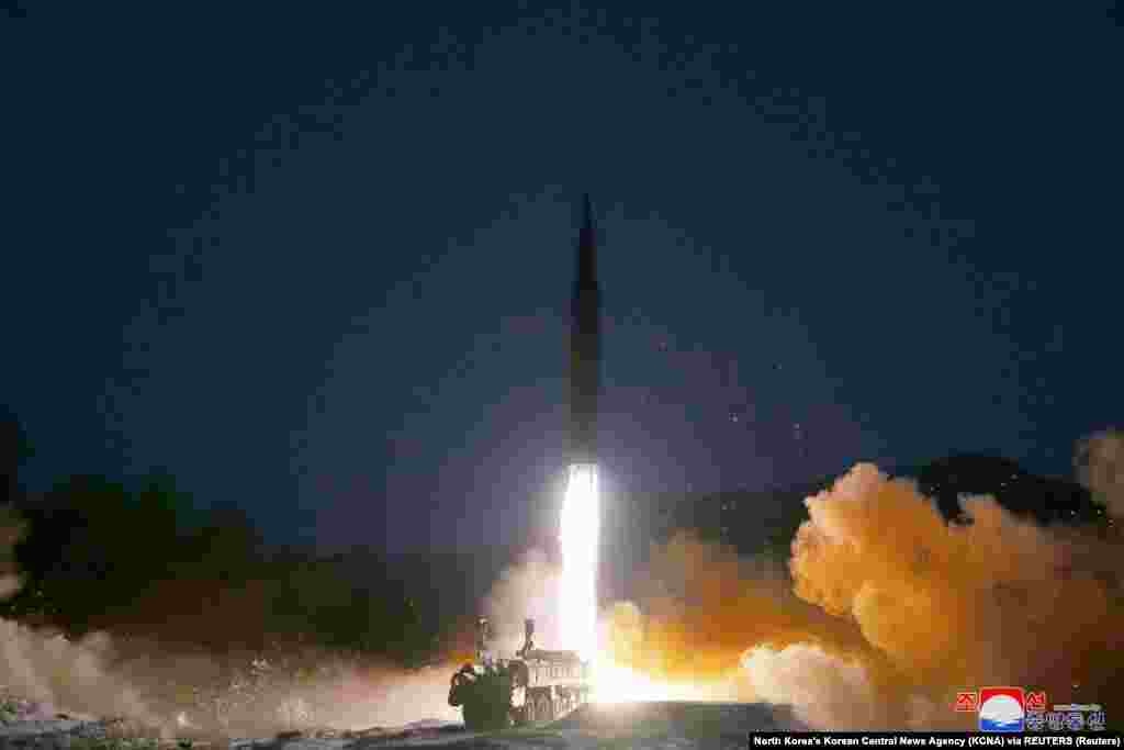 Az észak-koreai állami hírügynökség szerint ez volt egy héten belül az ország második sikeres hiperszonikusrakéta-tesztje, amelyen a hiperszonikus robbanófej sikeresen levált a rakétától, és mintegy ezer kilométert repült, hogy elérje célpontját