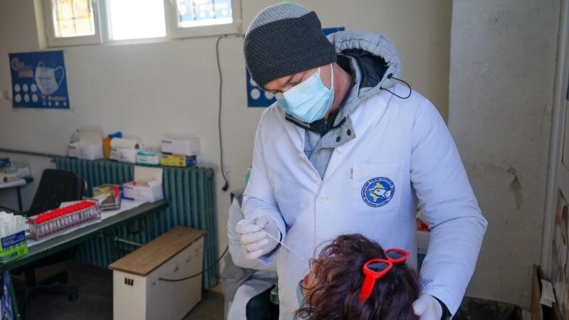 Një person i vdekur dhe mbi 600 të infektuar me koronavirus në Kosovë
