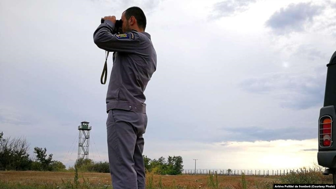 Acțiunile Poliției de Frontieră din vestul României ar fi mutat presiunea valului de migranți de la granița României cu Serbia pe cea dintre Serbia și Ungaria, o altă poartă spre Occident.