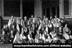 Український національний хор, очолюваний Олександром Кошицем, на гастролях у Аргентині. 1923 рік