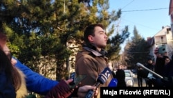 Sin Olivera Ivanovića na obeležavanju četvrte godišnjice ubistva političara sa Kosova u Severnoj Mitrovici, 16. januar 2022.