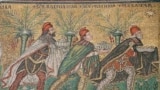 Тры магі. Італьяна-бізантыйская мазаіка. Базыліка Sant'Apollinare Nuovo, Равэнна. 526 год