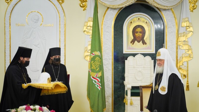 Руски православни свештеници повикуваат на прекин на војната во Украина
