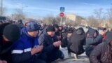 Small Protests Continue As Kazakh Government Tightens Grip video grab 2