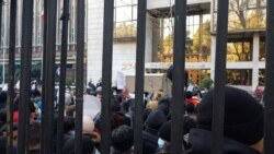 تصویری از اعتراض‌های اخیر آتش‌نشان‌ها در ایران