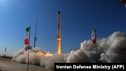 Një raketë iraniane e quajtur "Zuljanah", lëshohet nga një vend i pazbuluar më 1 shkurt 2021. 