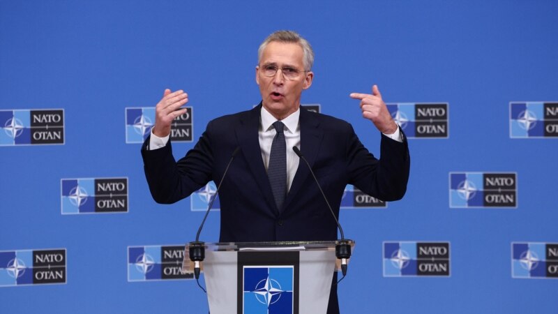 Столтенберг: НАТО е воено посилен од Русија