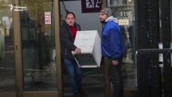  Когато Пеевски изиска нов офис 