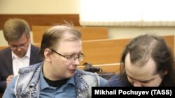 Максим Рощин и Сергей Гаврилов, обвиняемые по делу "Нового величия"