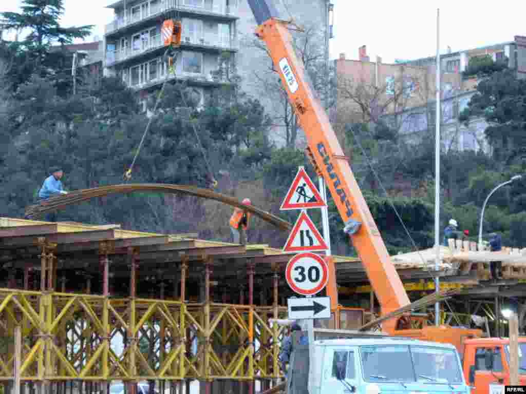 ესტაკადის მშენებლობის პროცესი