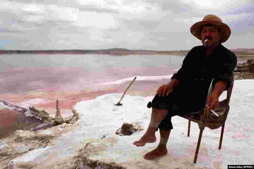 Bu gölün suyunun yodlu olması həm də müalicəvi əhəmiyyətli olduğunu qeyd edirlər. Buna görə də göldə çox zaman insanlar qrup-qrup gəlib ayaqyalın suda gəzişərdilər.